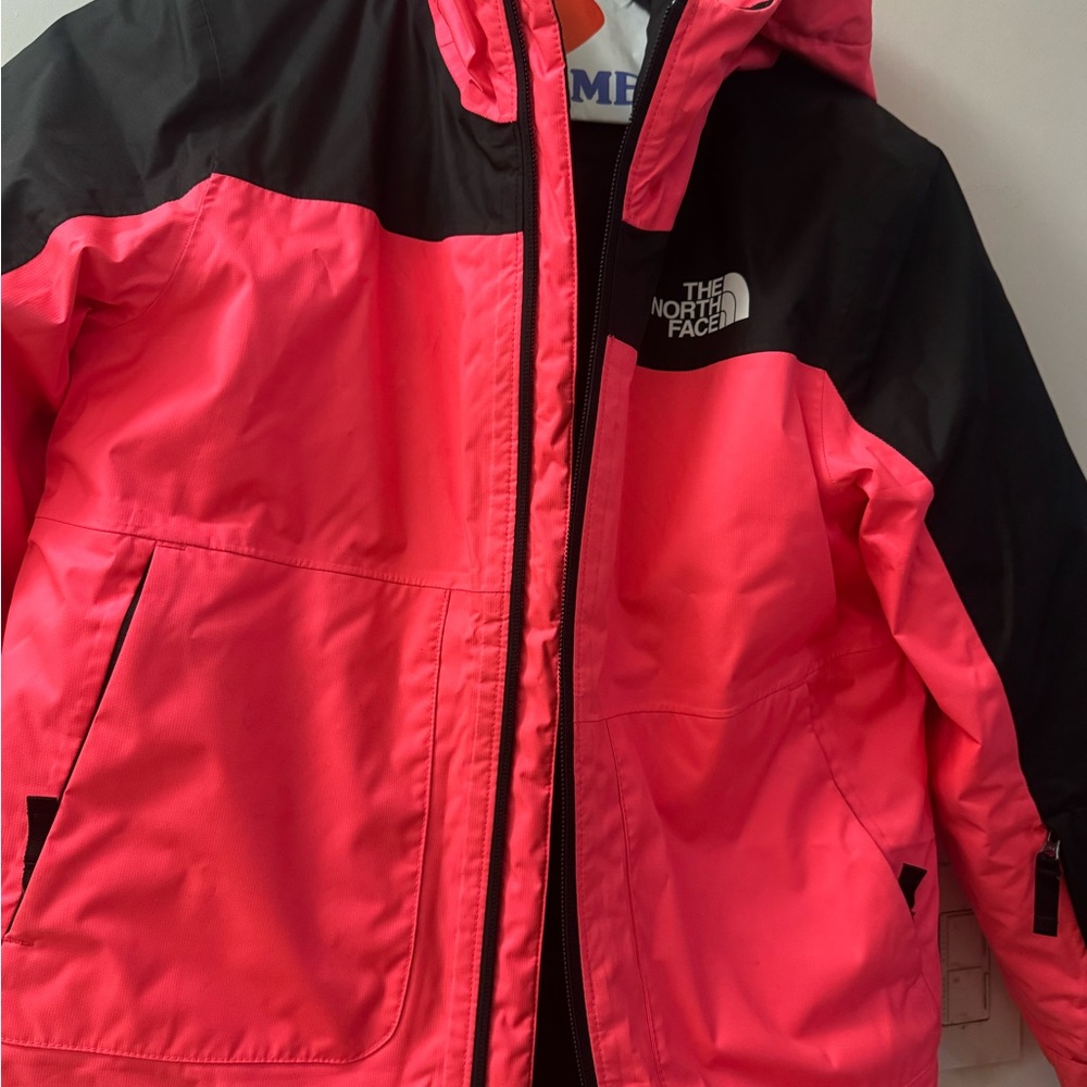 The North Face Kids Bright Pink and Black Raincoat